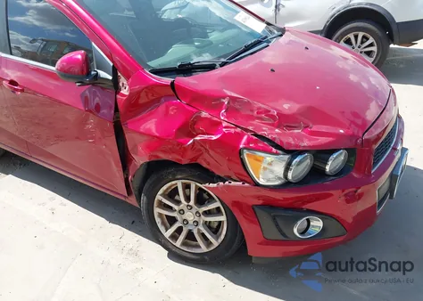 2016 Chevrolet Sonic Lt Auto z USA, uszkodzony, nr VIN 1G1JC6SH9G4152937